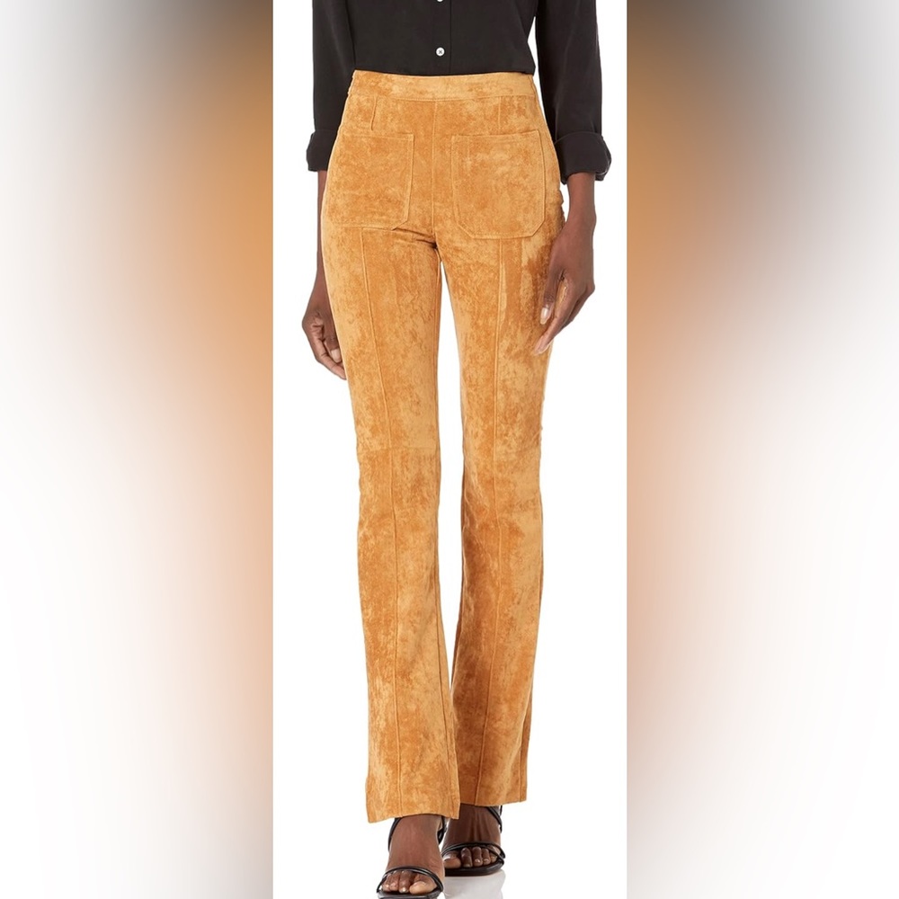 NWT Blanknyc patch pocket mini boot cut pant. Size 26